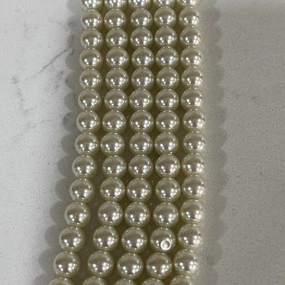 Talbots NWT Beautiful Faux Pearl Necklace - Picture 9 of 9